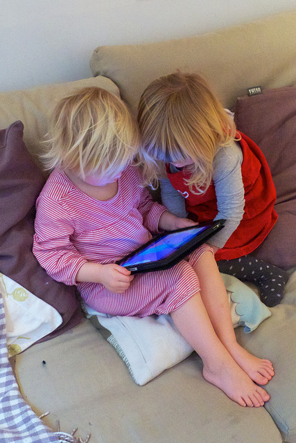 Little girls and an I-pad